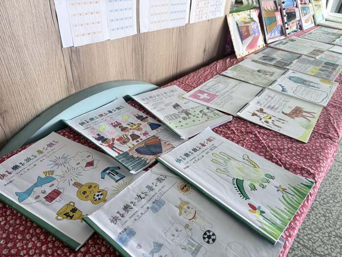 東新國小 ☀️ 暑假優秀作品展 精彩登場