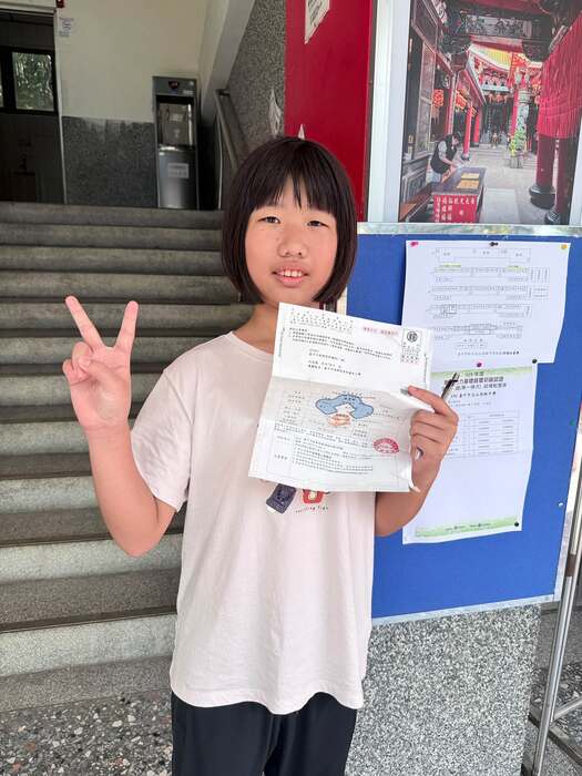 東新孩子們踏上「115年度客語能力初級認證考試」的考場