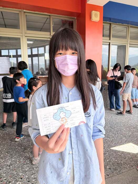 東新孩子們踏上「115年度客語能力初級認證考試」的考場