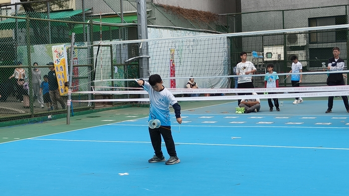 本校扯鈴隊參加「運動部全民運動署114年民俗運動經典展演活動」表現亮眼，榮獲多項佳績！圖片