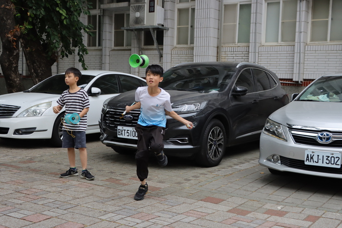 本校扯鈴隊參加「運動部全民運動署114年民俗運動經典展演活動」表現亮眼，榮獲多項佳績！圖片