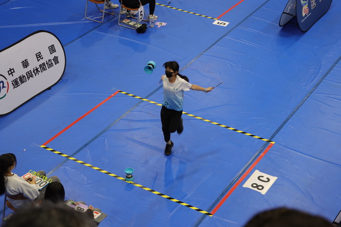 本校扯鈴隊參加「運動部全民運動署114年民俗運動經典展演活動」表現亮眼，榮獲多項佳績！圖片