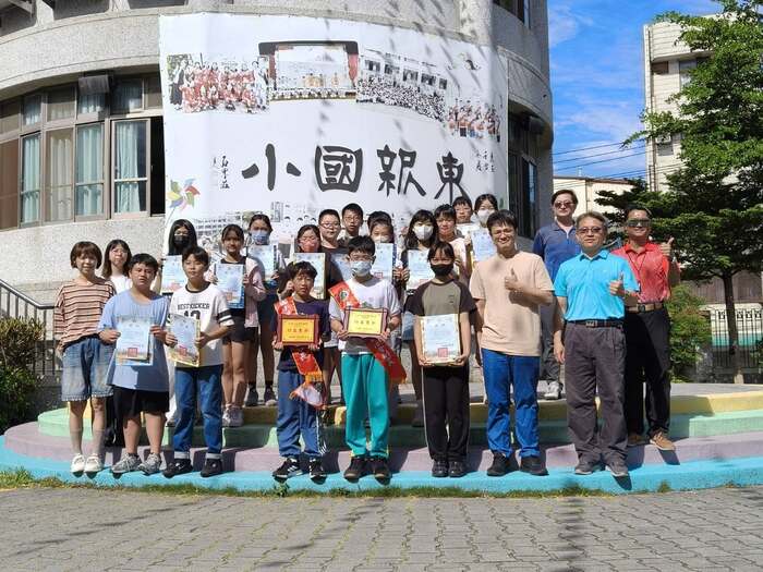 這群閃閃發光的東新小英雄