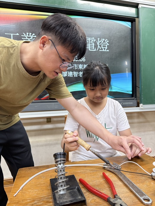 鹿樂&廖建智老師公益活動圖片