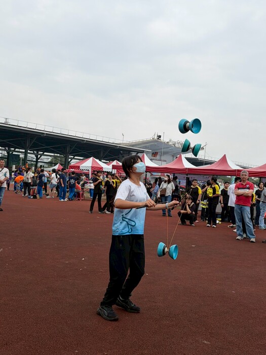 恭喜本校扯鈴隊在 2026臺中市體育嘉年華民俗體育錦標賽大放異彩😍