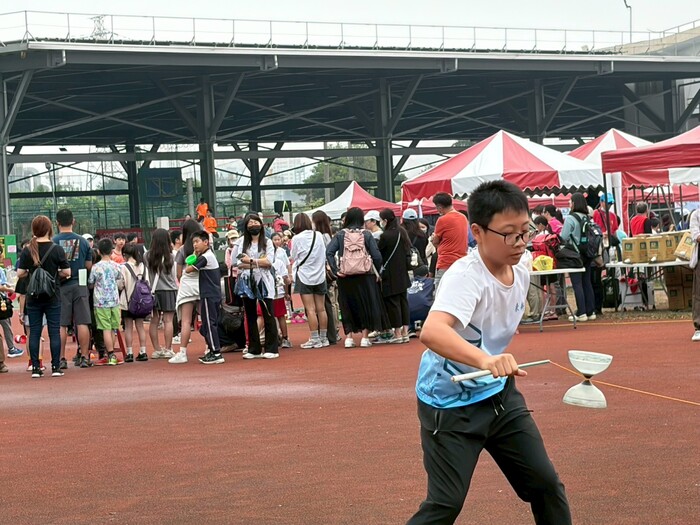 恭喜本校扯鈴隊在 2026臺中市體育嘉年華民俗體育錦標賽大放異彩😍