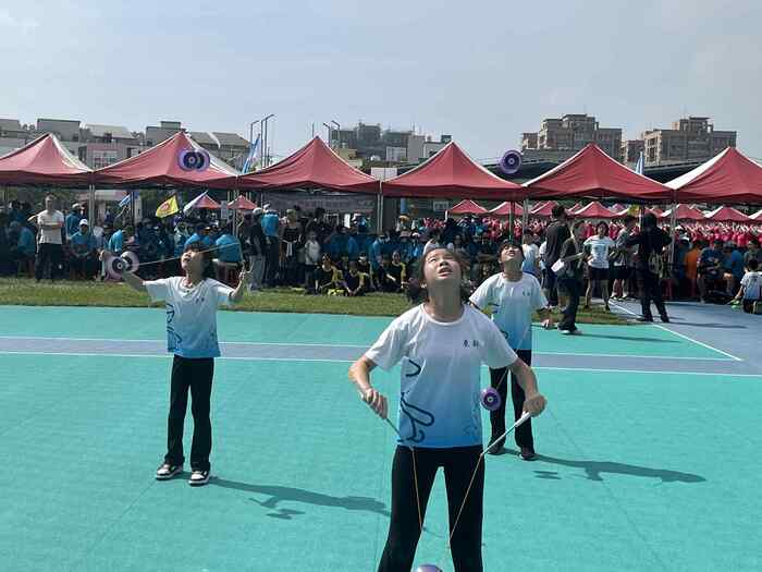 本校扯鈴隊參加114年臺中市民俗體育嘉年華成績優異圖片