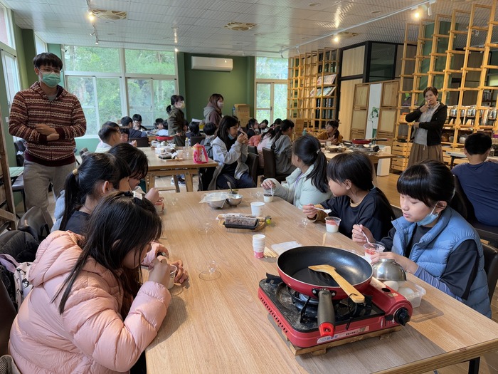 五年級學生參加 <石岡國中職業試探與體驗示範中心>圖片