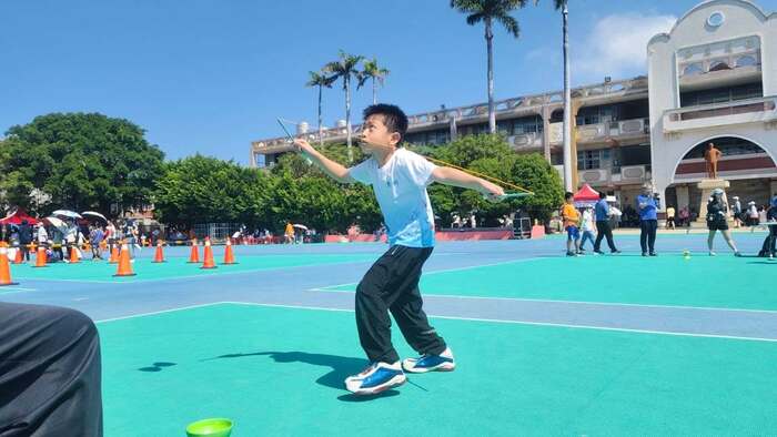 賀!本校扯鈴隊參加臺中市民俗體育嘉年華扯鈴比賽再創佳績！恭喜獲獎同學！