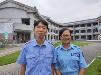 東新國小警衛人員