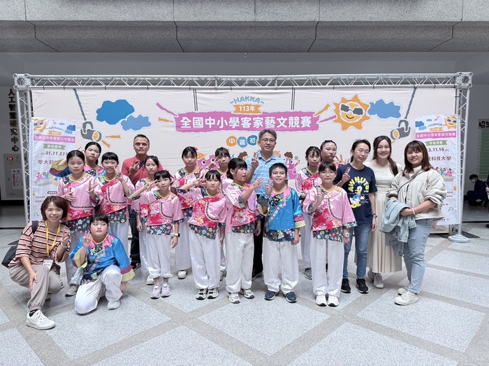 本校合唱團參加<113年度客家藝文競賽中區初賽>歌唱表演類-高年級組榮獲甲等圖片