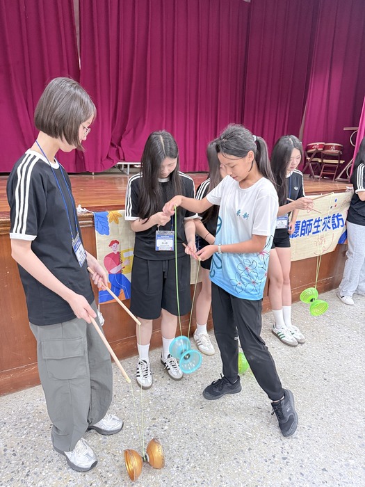 國民外交，從「扯鈴」開始！