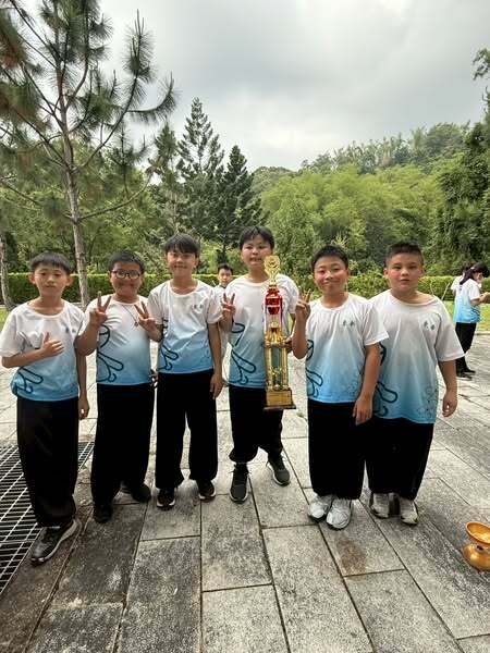 恭喜東新國小扯鈴聯隊參加南投華光盃民俗體育競賽成績優異圖片