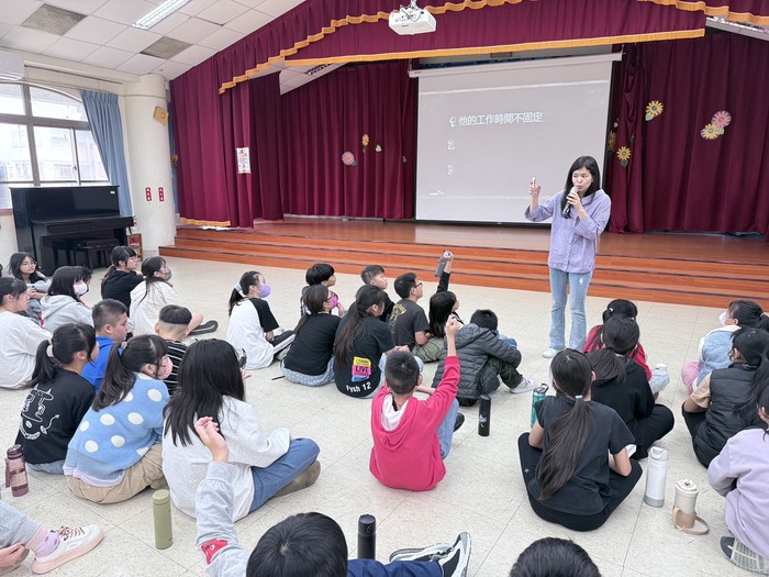 114麥寶電波-廣播親近校園活動圖片