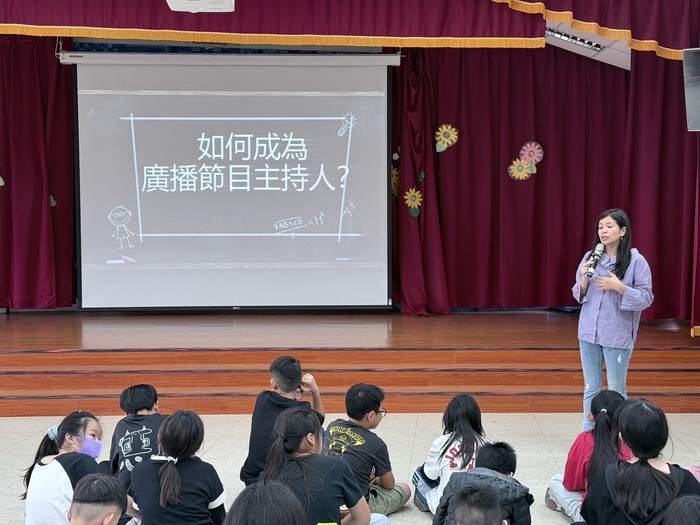 114麥寶電波-廣播親近校園活動圖片